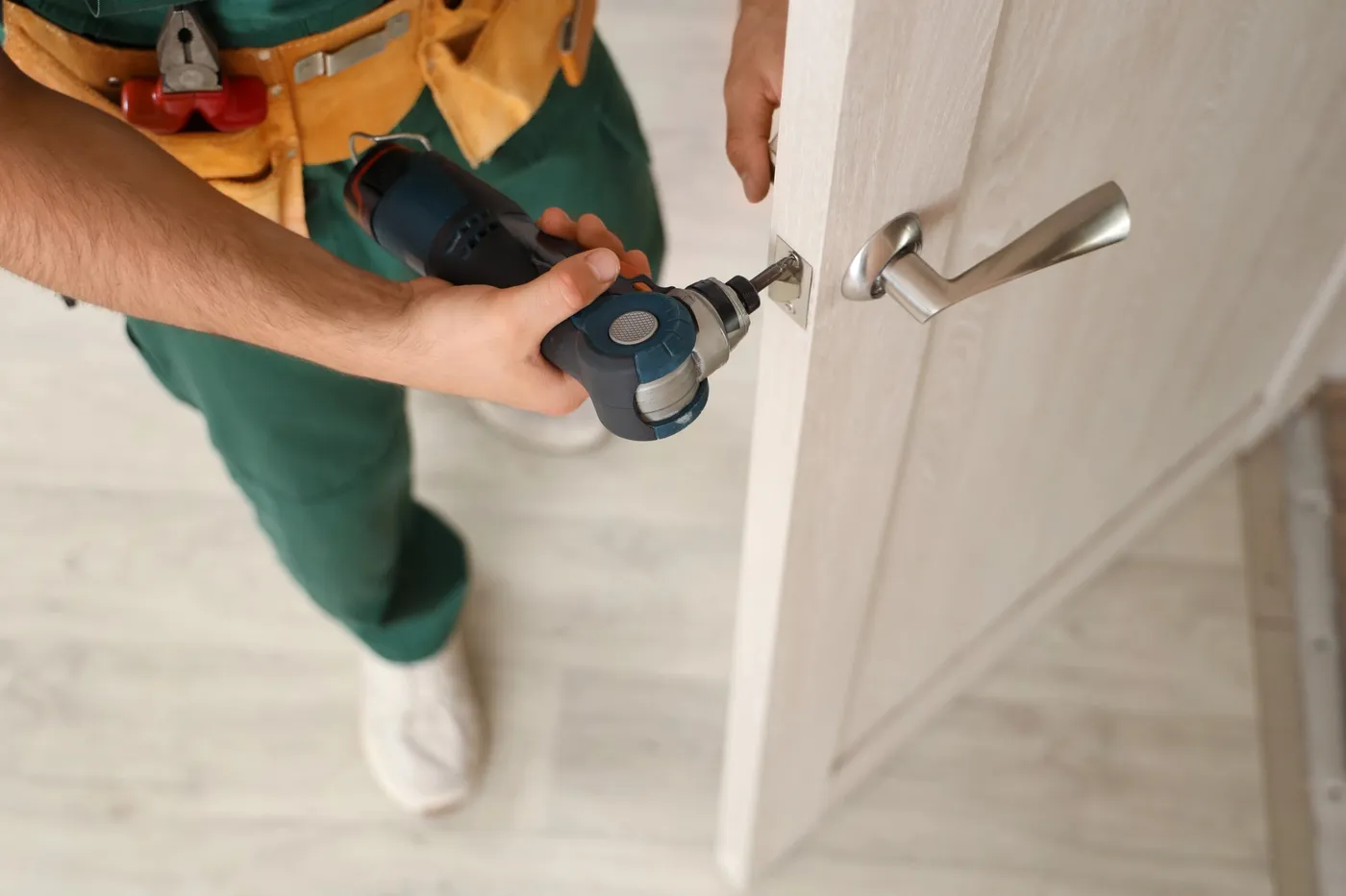 Réglage des points de fermeture d'une poignée de porte à Fontenay-aux-Roses